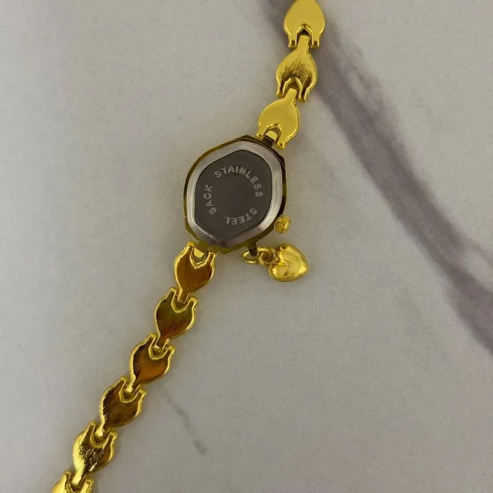 SKU:0038 vintage vibe gold black mini watch with heart+in a gift‎ box